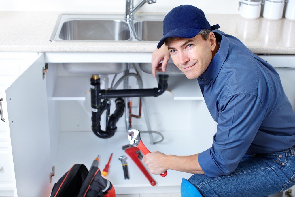 What to Ask Before Hiring Local Plumbers